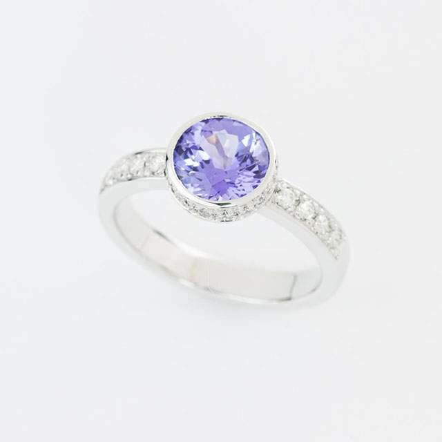 tanzanite et diamants sur or blanc