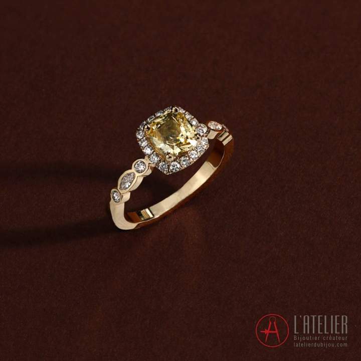 saphir jaune, diamants sur or jaune